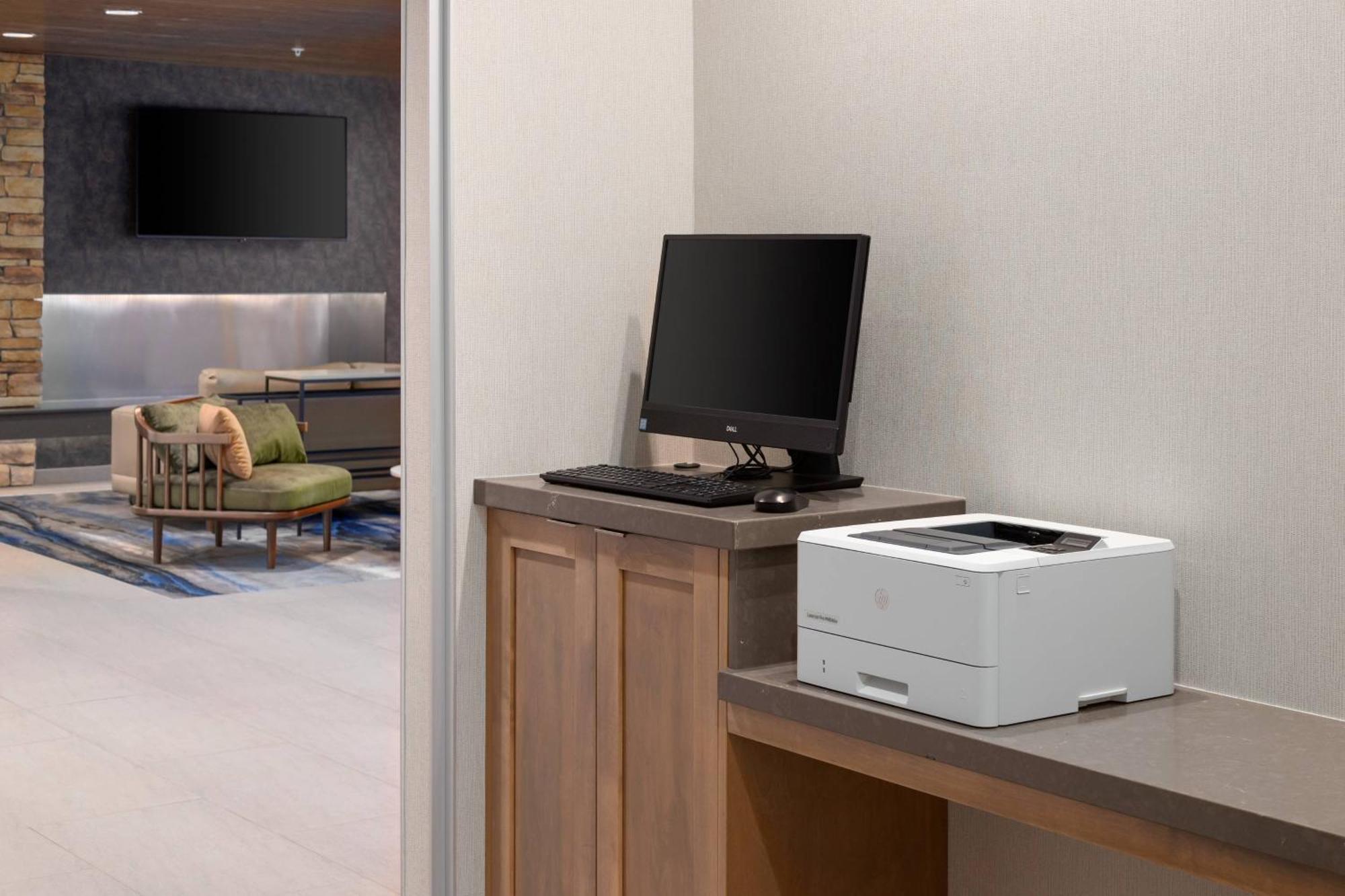 Fairfield & Historic Downtown Hotel 3*